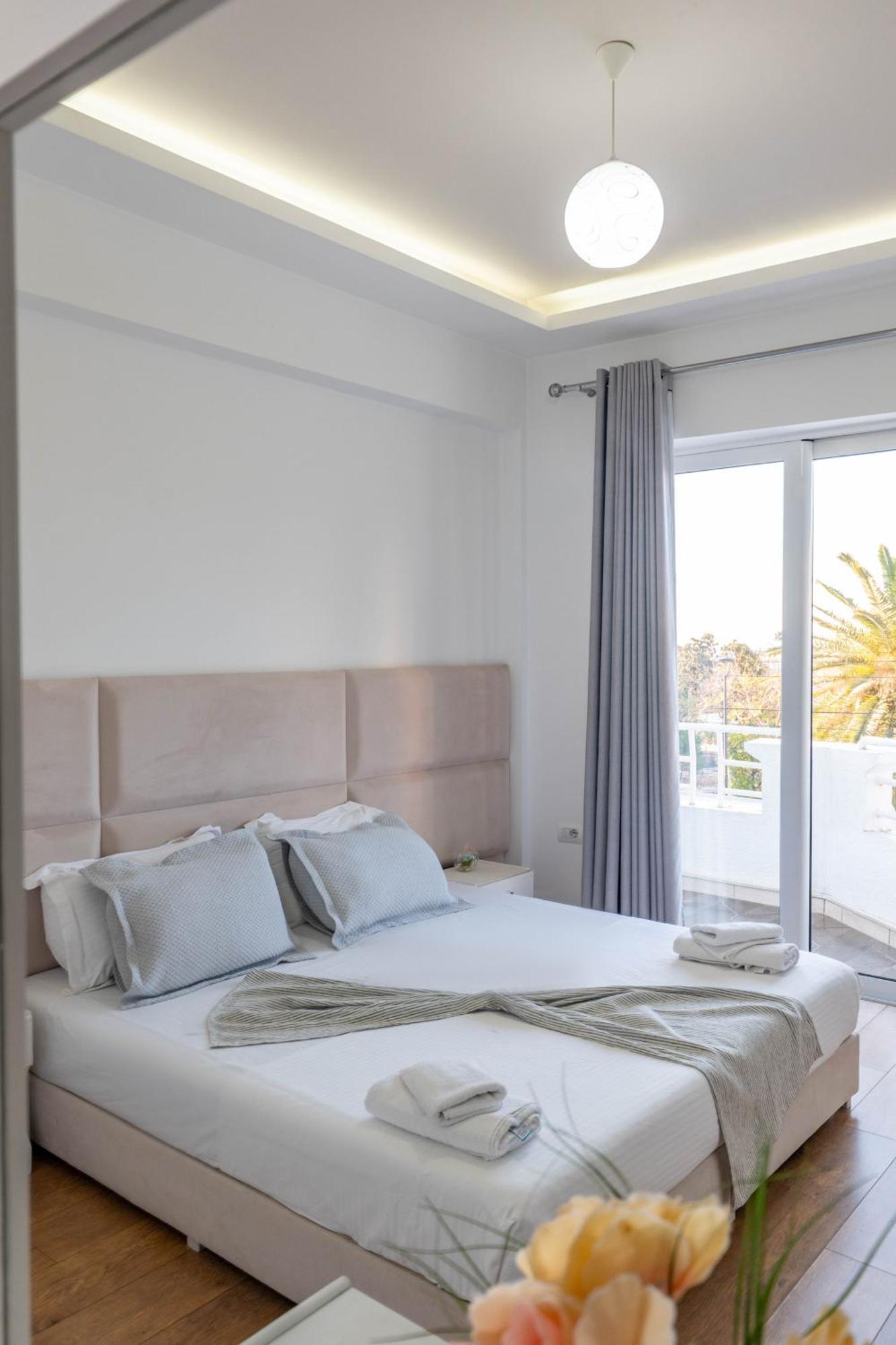Hotel Myrtai - City Center Saranda Kültér fotó