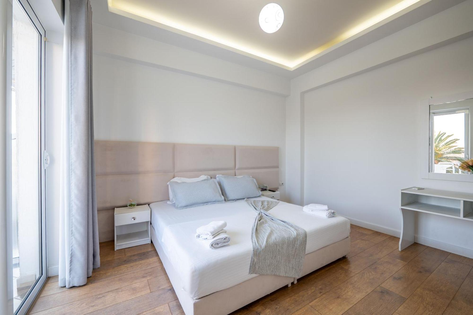 Hotel Myrtai - City Center Saranda Kültér fotó