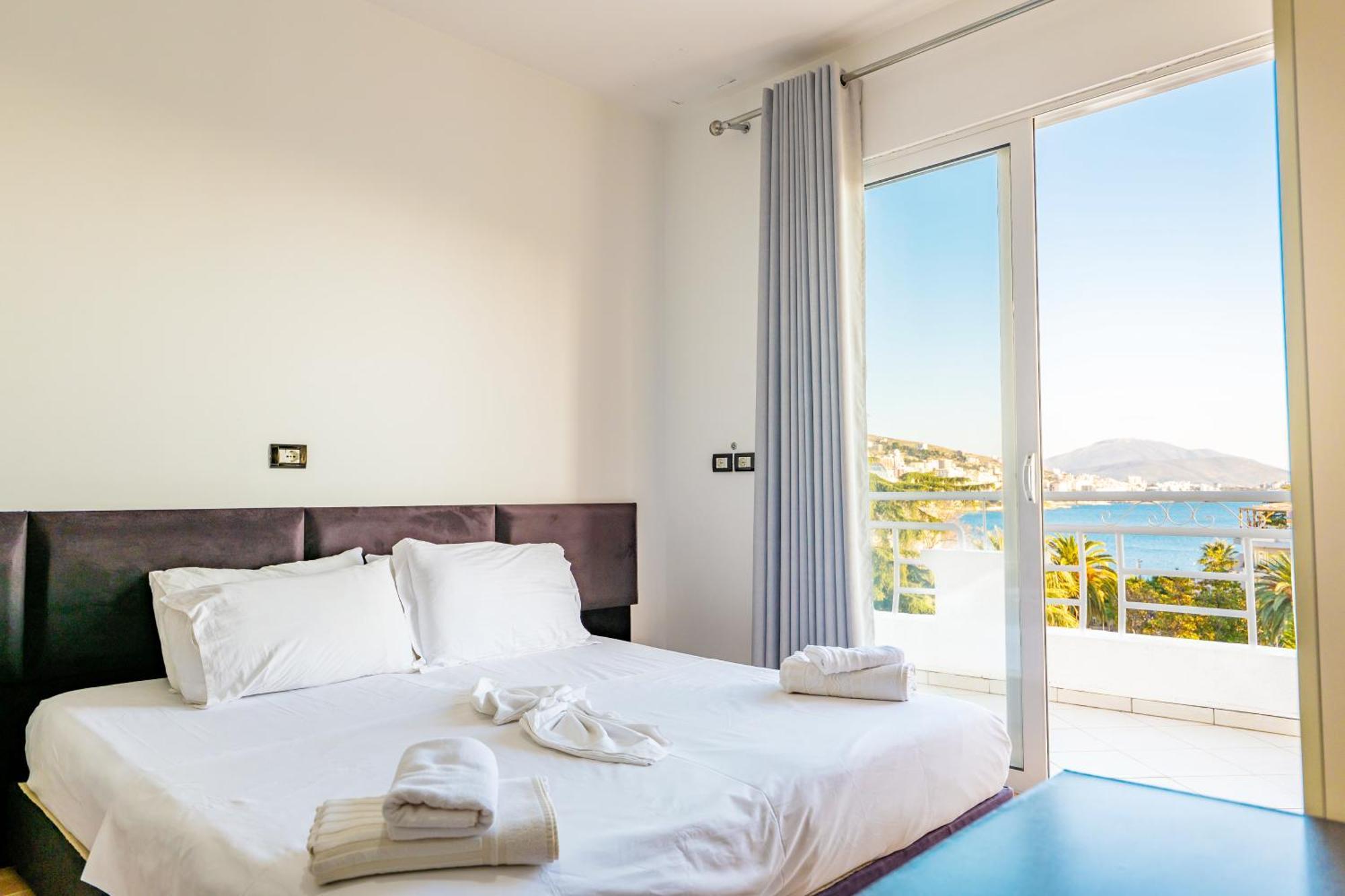 Hotel Myrtai - City Center Saranda Szoba fotó
