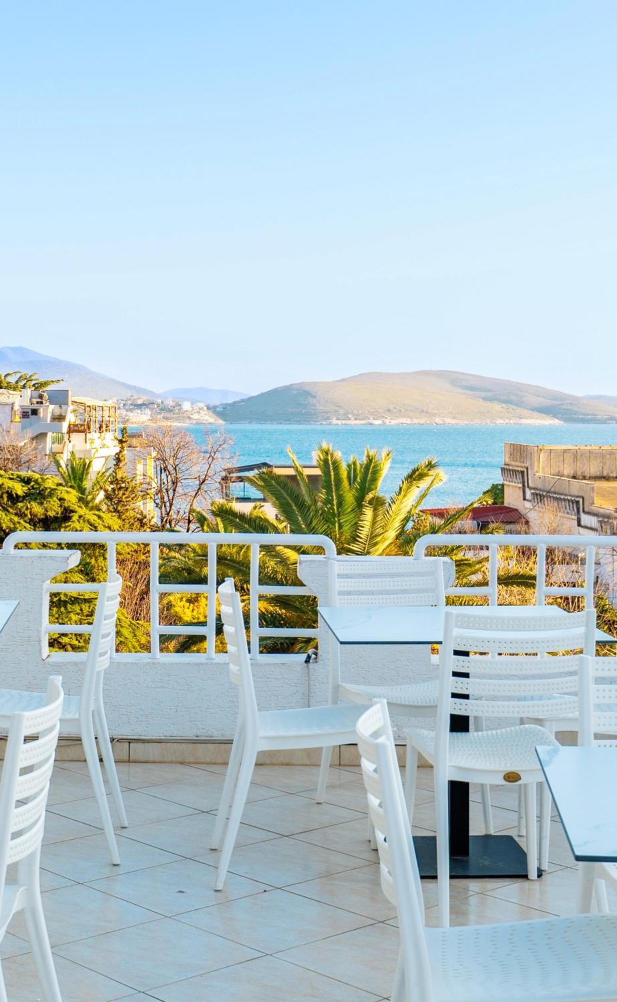Hotel Myrtai - City Center Saranda Kültér fotó